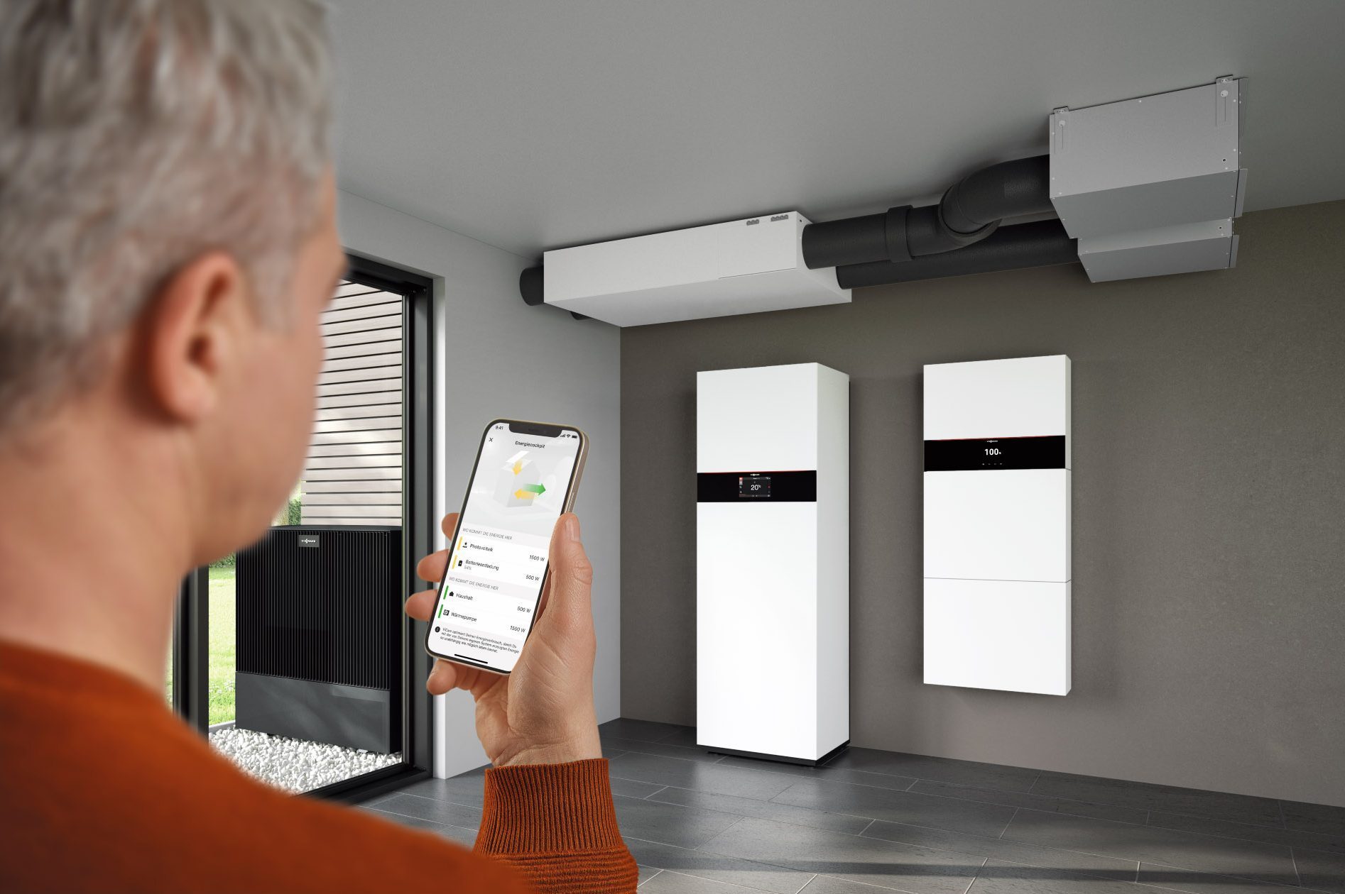 Moderne Heizungsanlage im Technikraum, steuerbar per Smartphone-App
